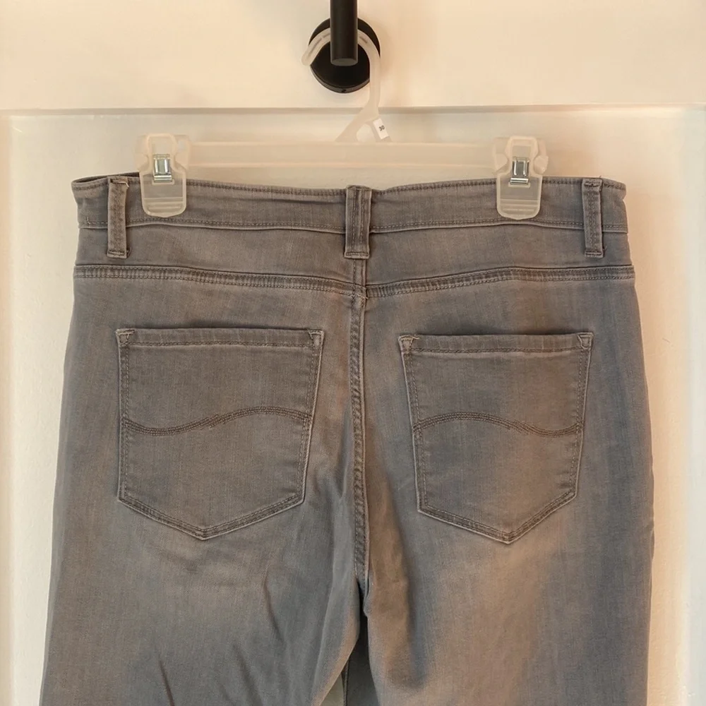 LEE gray skinny jeans